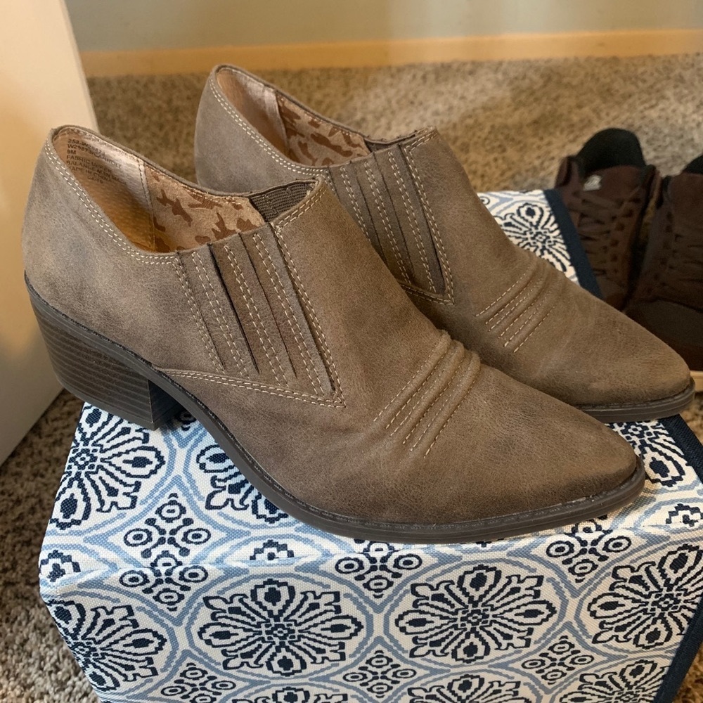 Woman’s ankle boots.